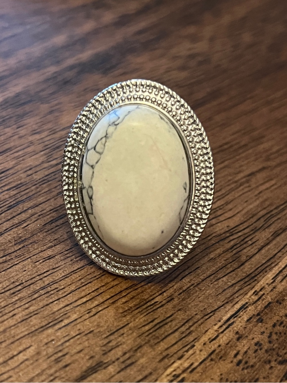 Oval White Howlite Stone Ring with Textured Silver Frame